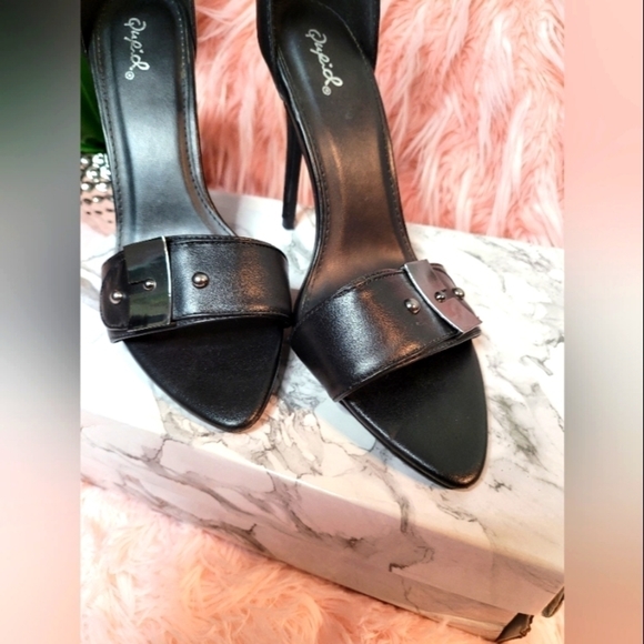 BLACK Buckle Strap Peep Toe - Picture 3 of 10